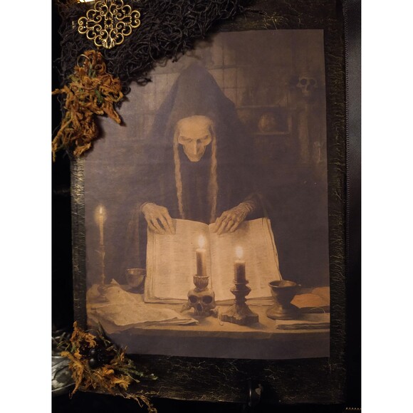 Olde Witch MEMORY SPELL SpellBook Halloween Spooky Witch Decor Magic - Picture 2 of 5